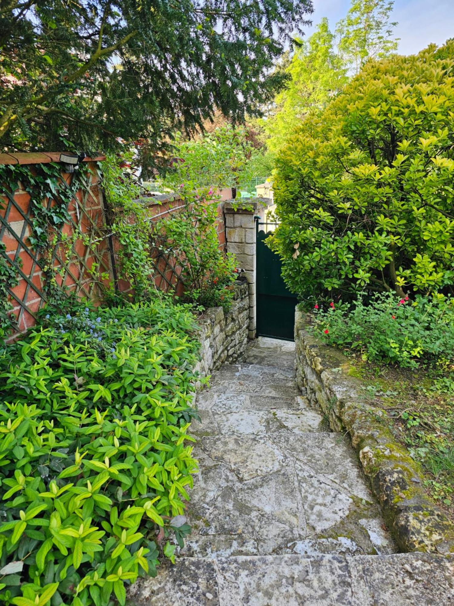 Clair Logis Villa Giverny Exterior photo
