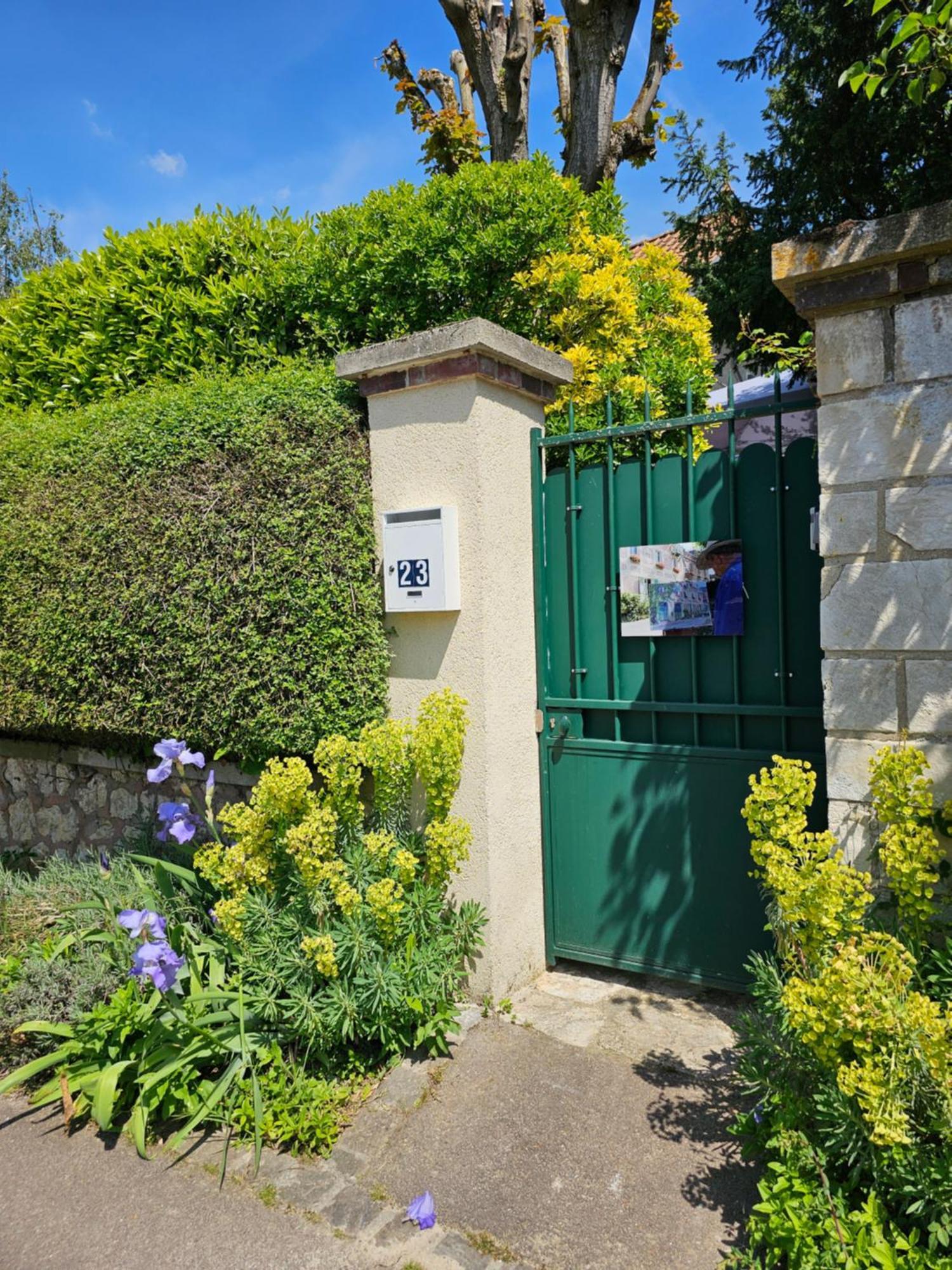 Clair Logis Villa Giverny Room photo